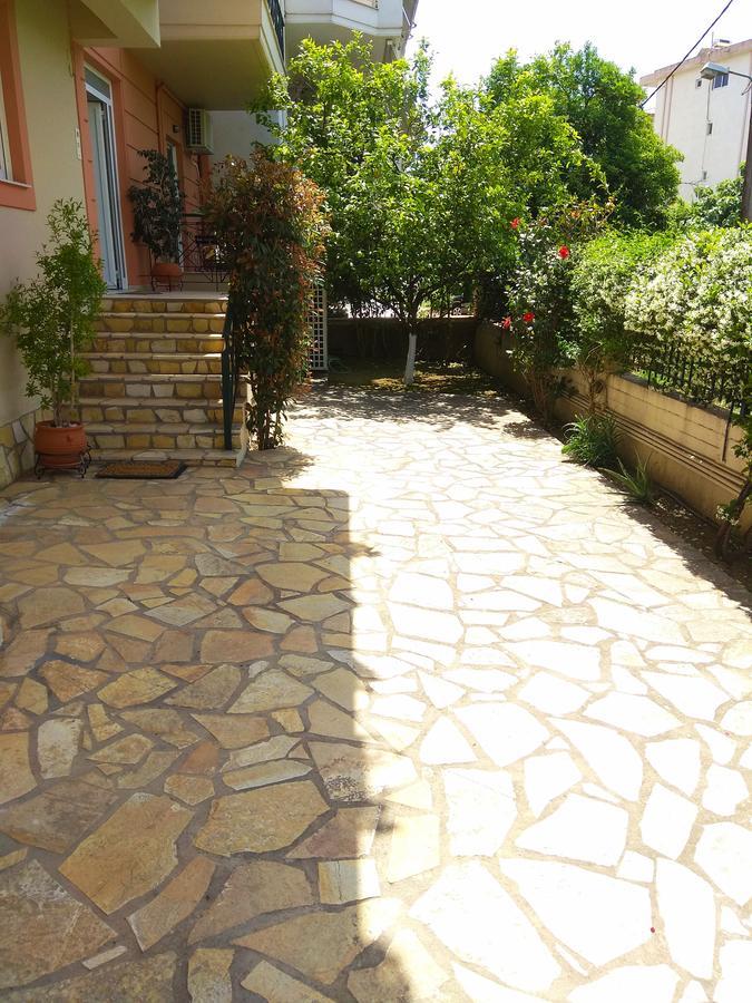 Limonchello Bed and Breakfast Kalamata Exteriör bild